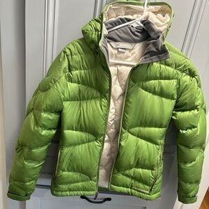 Green Cloudveil Hooded Puffer Jacket - Small